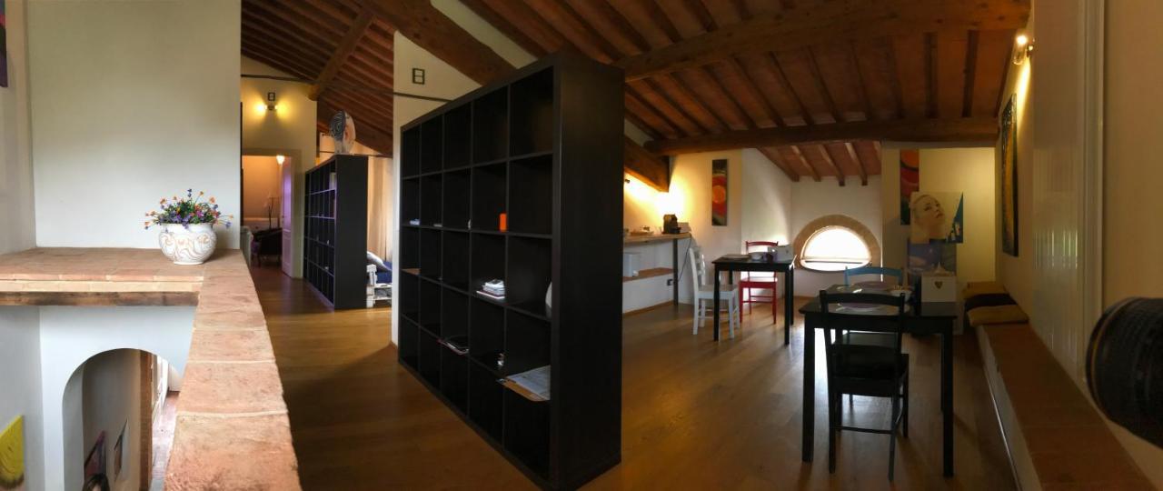 L'Albero Di Gameli Bed & Breakfast Чиуси Екстериор снимка