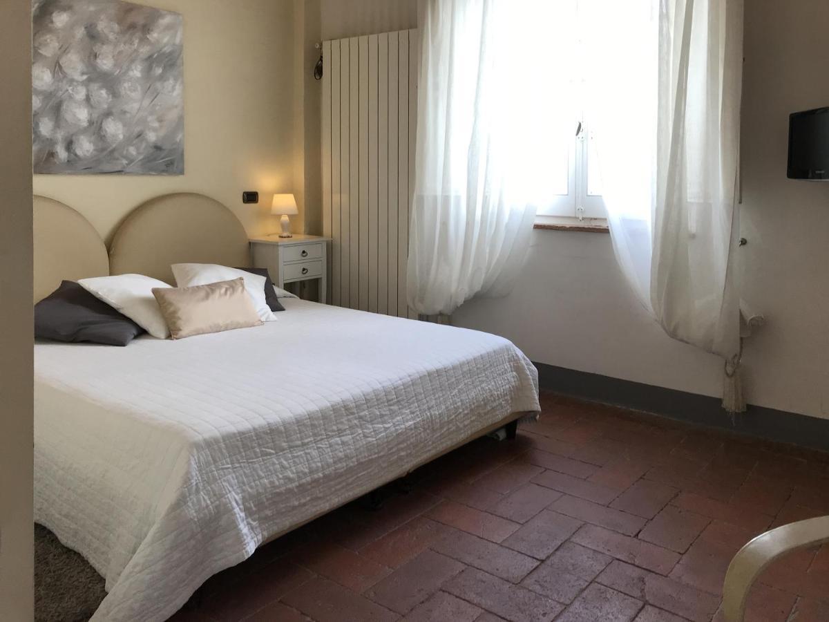 L'Albero Di Gameli Bed & Breakfast Чиуси Екстериор снимка