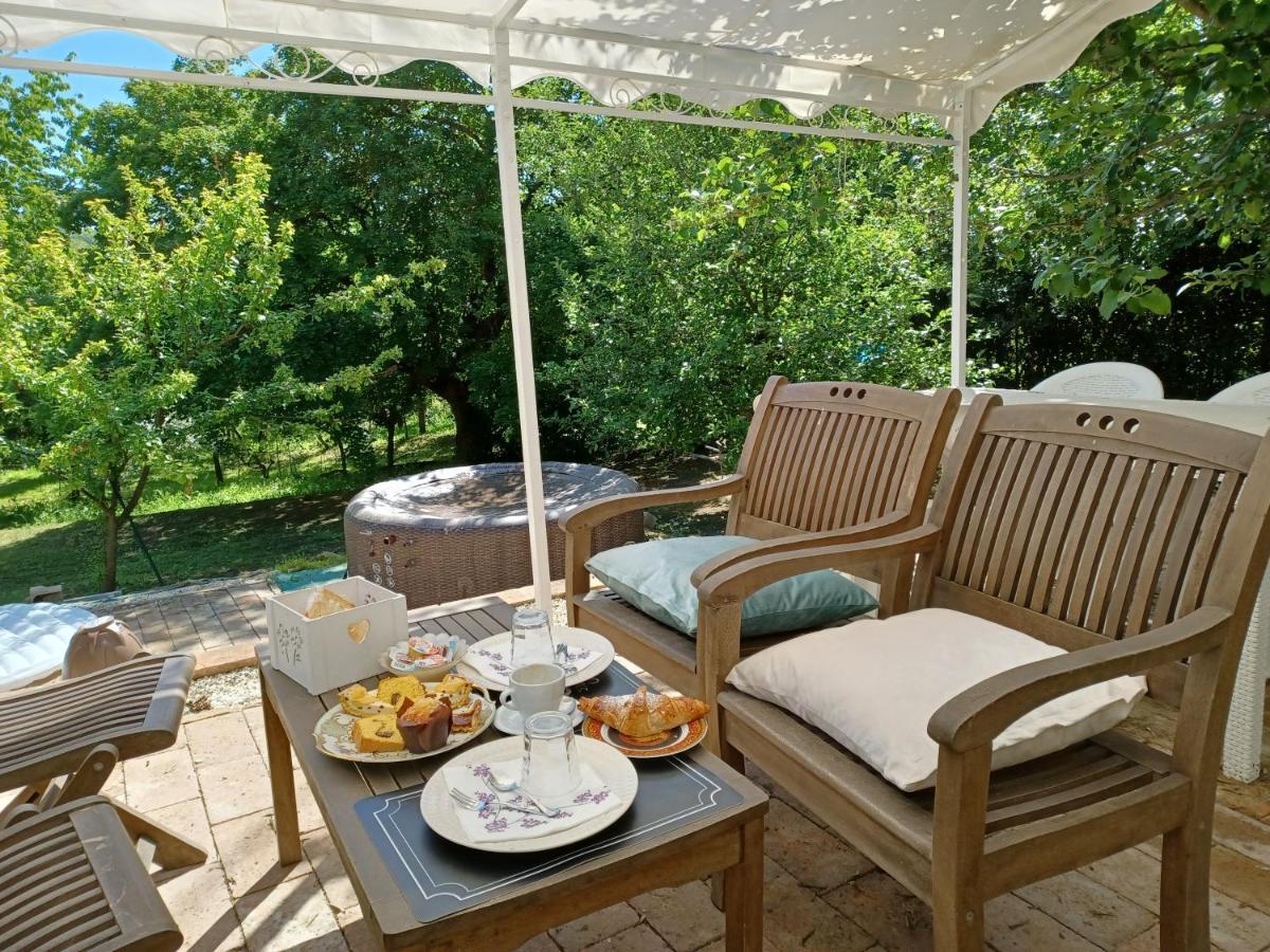 L'Albero Di Gameli Bed & Breakfast Чиуси Екстериор снимка