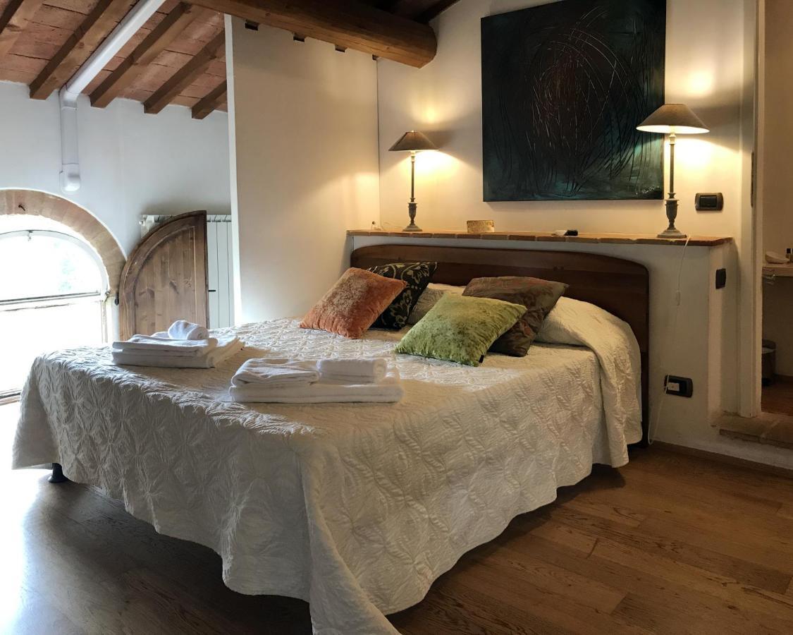L'Albero Di Gameli Bed & Breakfast Чиуси Екстериор снимка