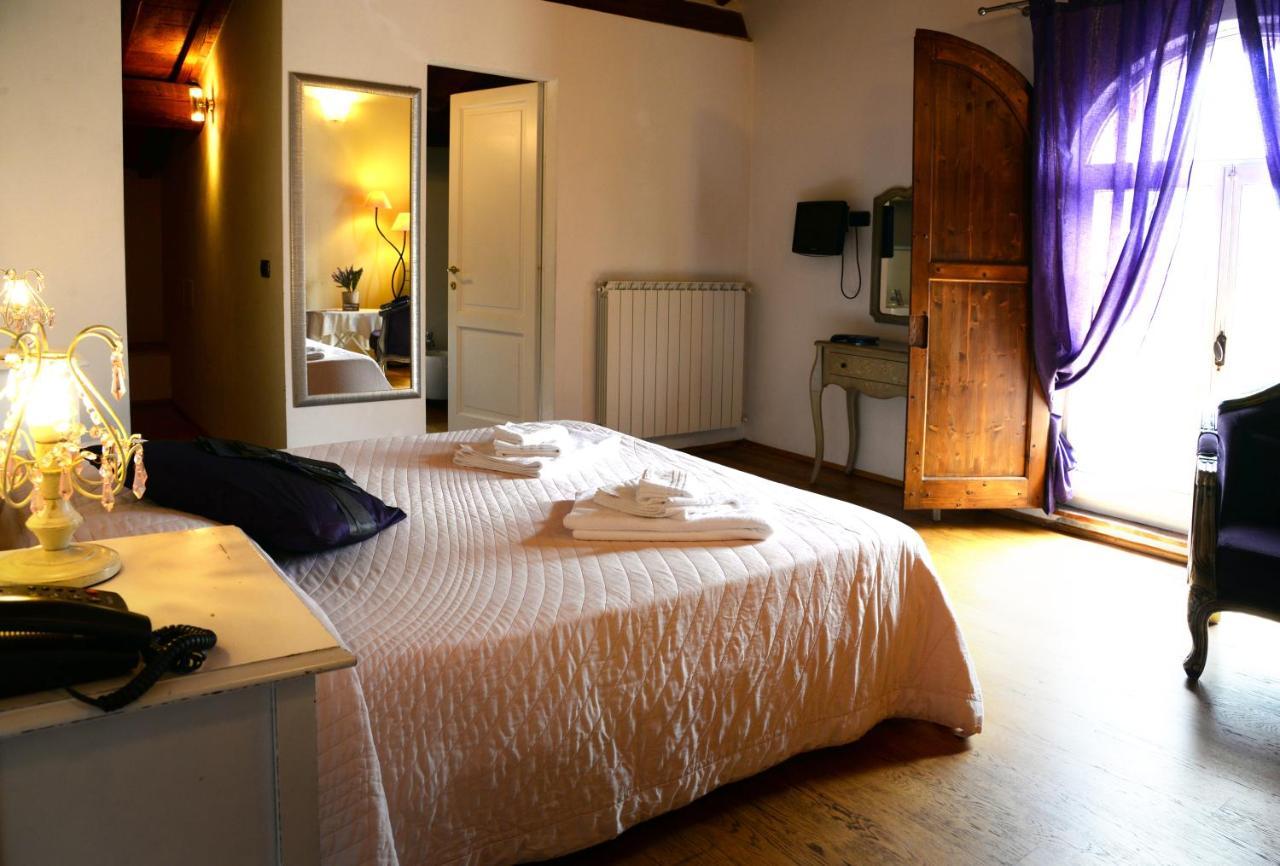 L'Albero Di Gameli Bed & Breakfast Чиуси Екстериор снимка
