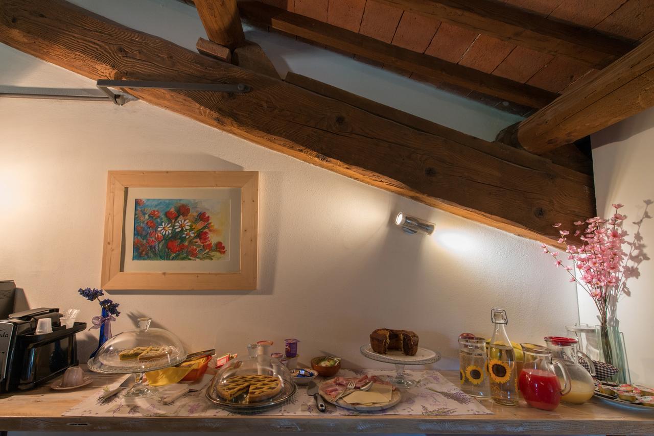 L'Albero Di Gameli Bed & Breakfast Чиуси Екстериор снимка