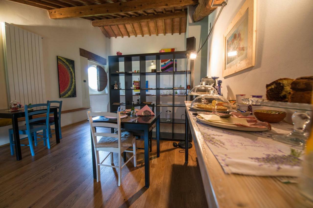 L'Albero Di Gameli Bed & Breakfast Чиуси Екстериор снимка